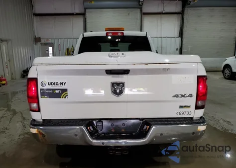 2015 Ram 1500 St z USA, uszkodzony, nr VIN 1C6RR7FG8FS703909